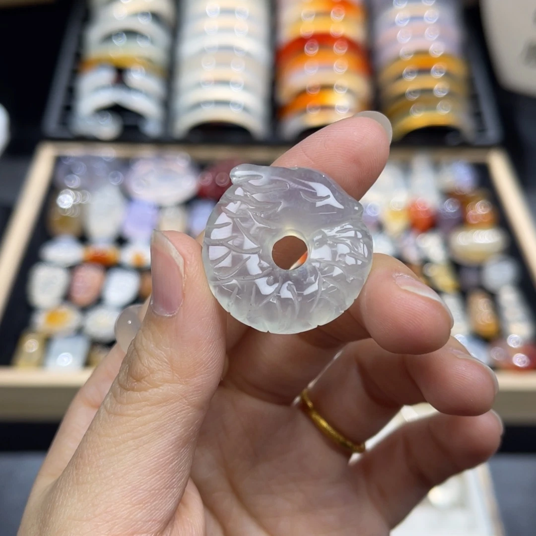 玛瑙/玉髓未镶嵌颈饰