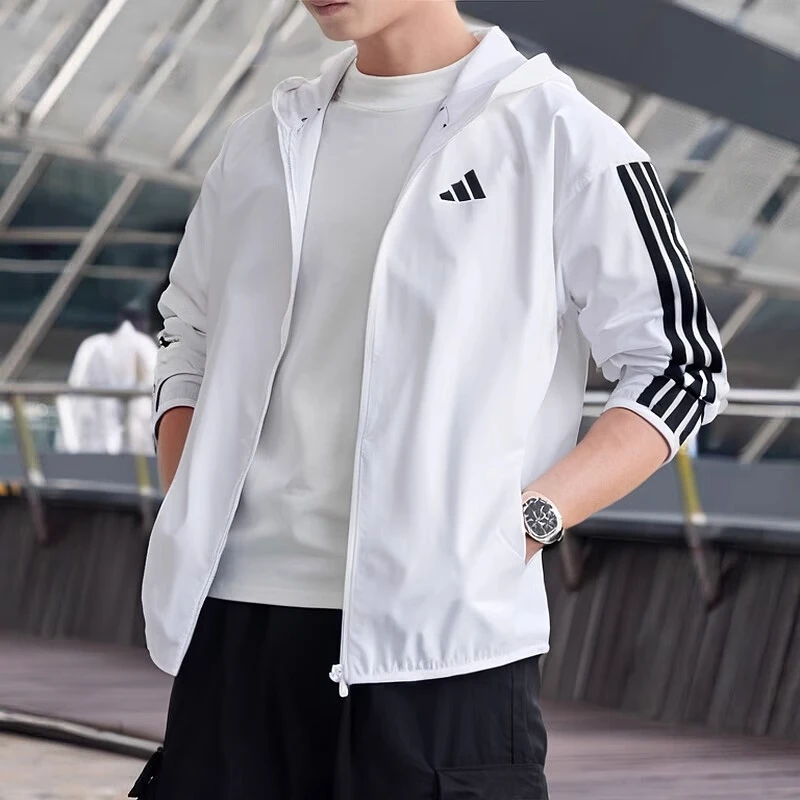 阿迪达斯薄款防风衣男款外套秋季新款正品运动服白色连帽休闲夹克