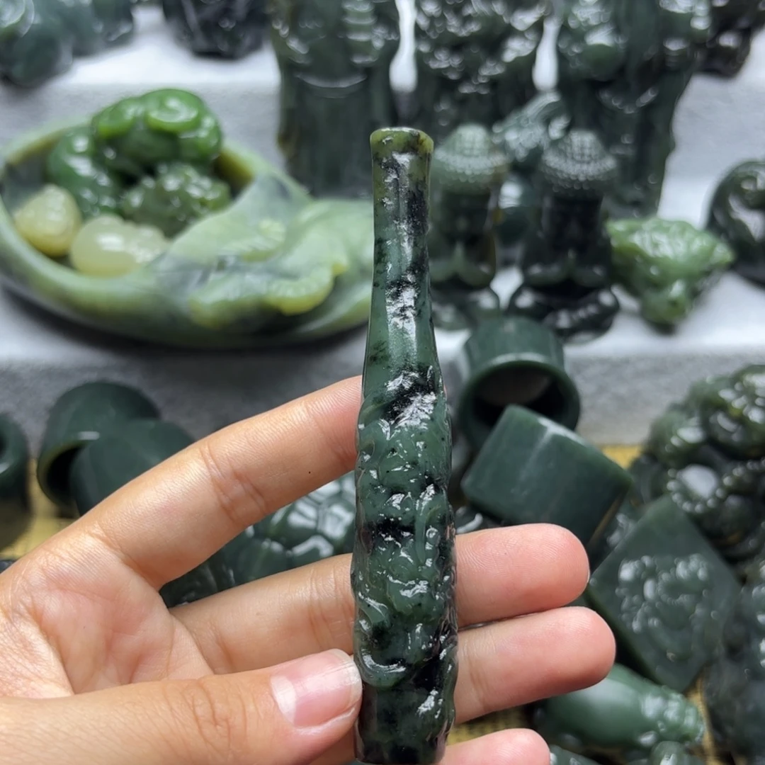 和田玉（糖玉）未镶嵌颈饰