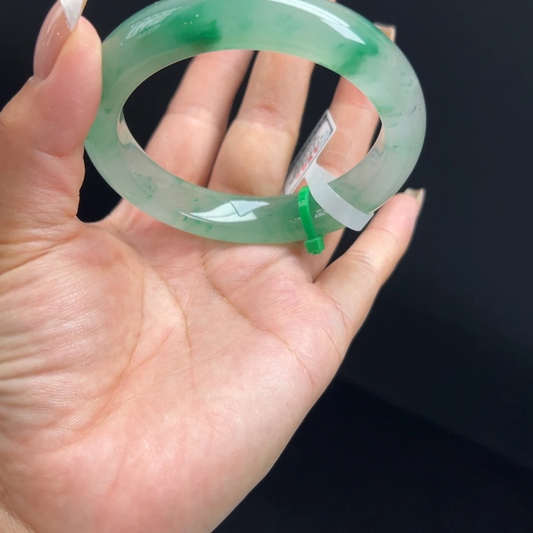 阔***麻未镶嵌手镯石英质玉非洲翠5859