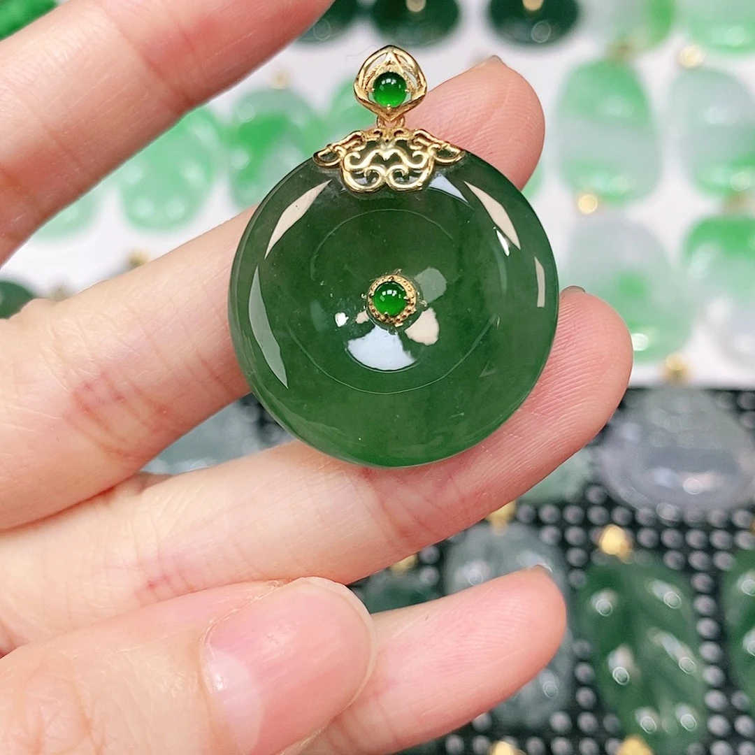 翡翠吊坠(不含链)18K金镶嵌