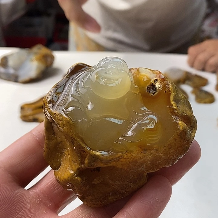 未镶嵌颈饰玛瑙/玉髓