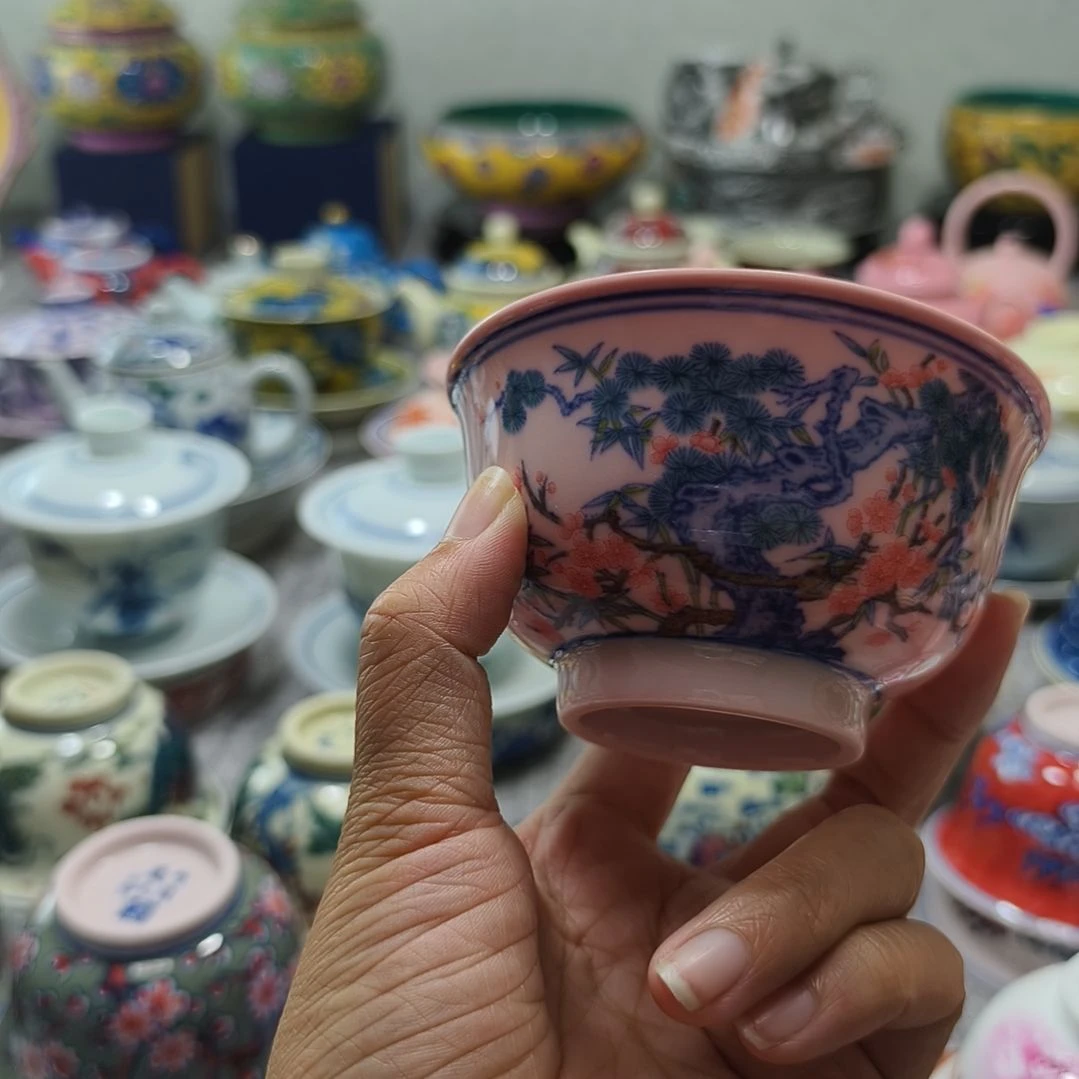 摆件瓷哈哈哈哈哈哈哈哈哈