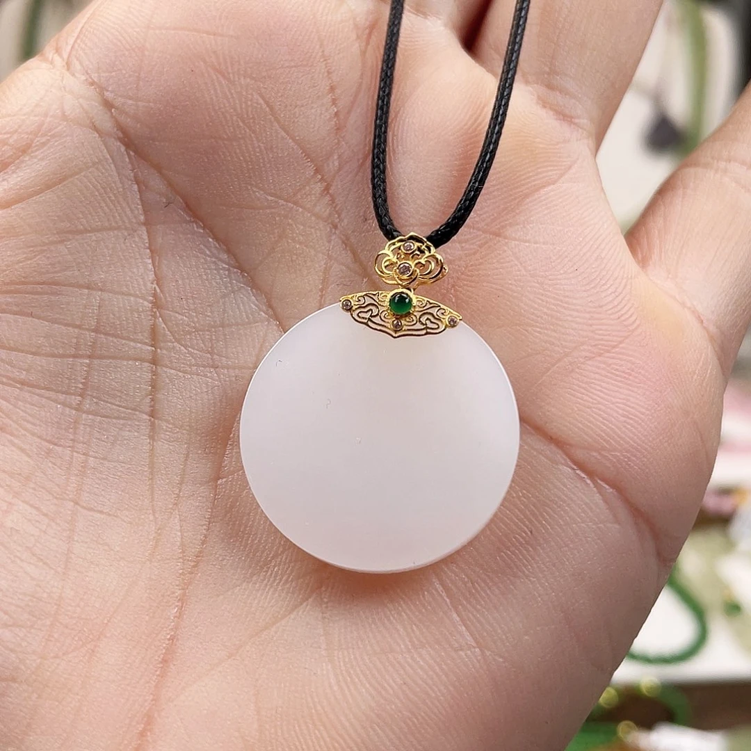 18K金镶嵌手链和田玉