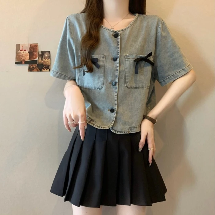 设计感蝴蝶结短袖牛仔衬衫女夏季大码胖mm显瘦别致绝美短款小上衣