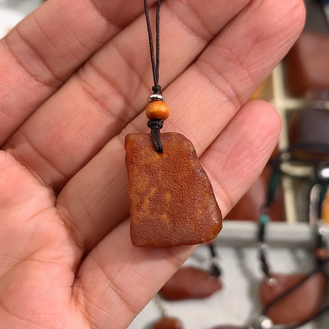 蜜蜡裸石未镶嵌我