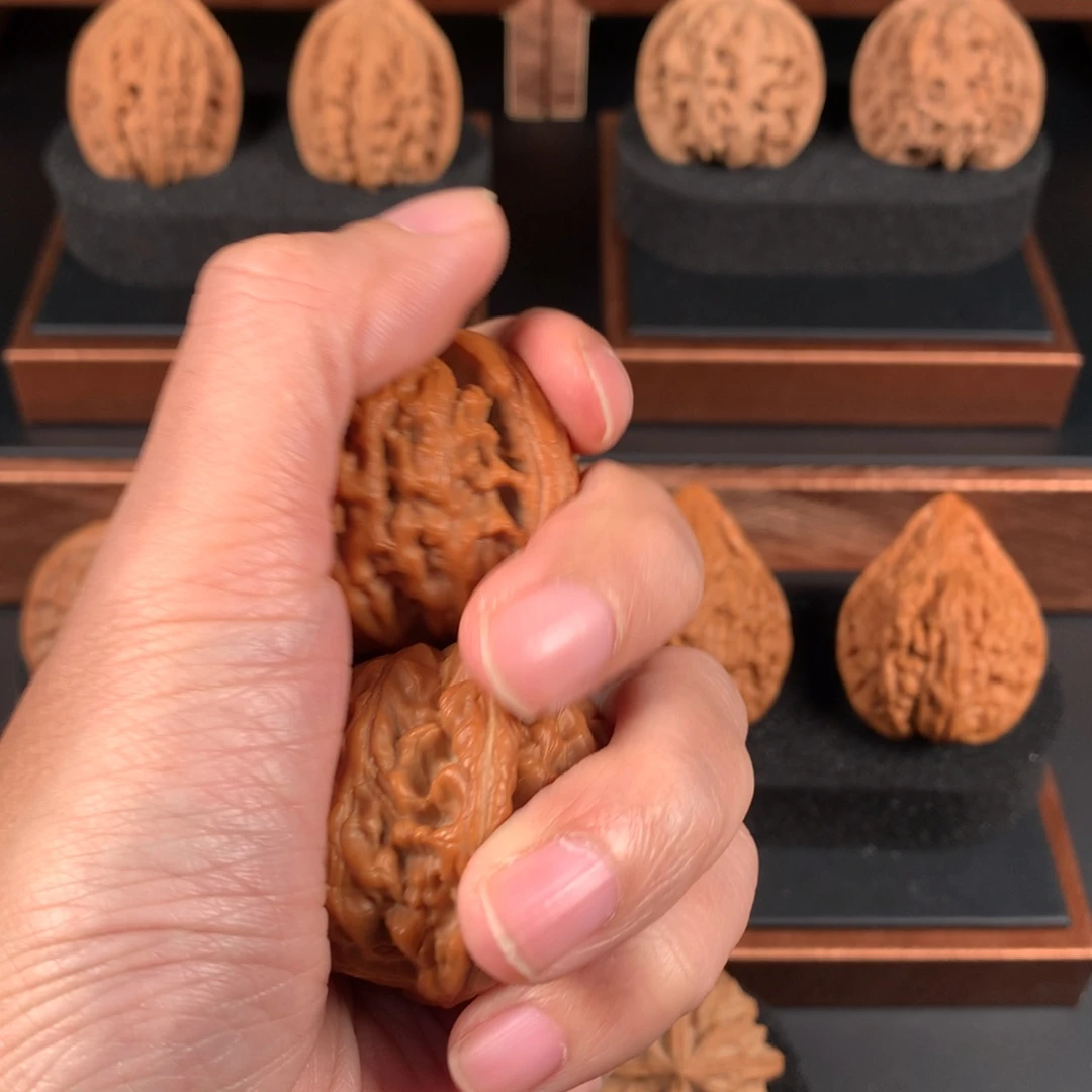 夏***₅吊坠文玩核桃红锦鲤