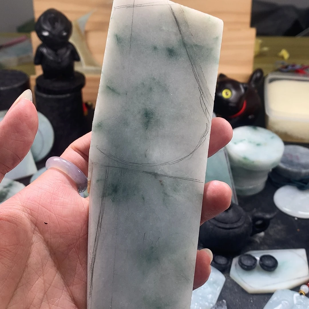 翡翠颈饰未镶嵌蕙**馨料子