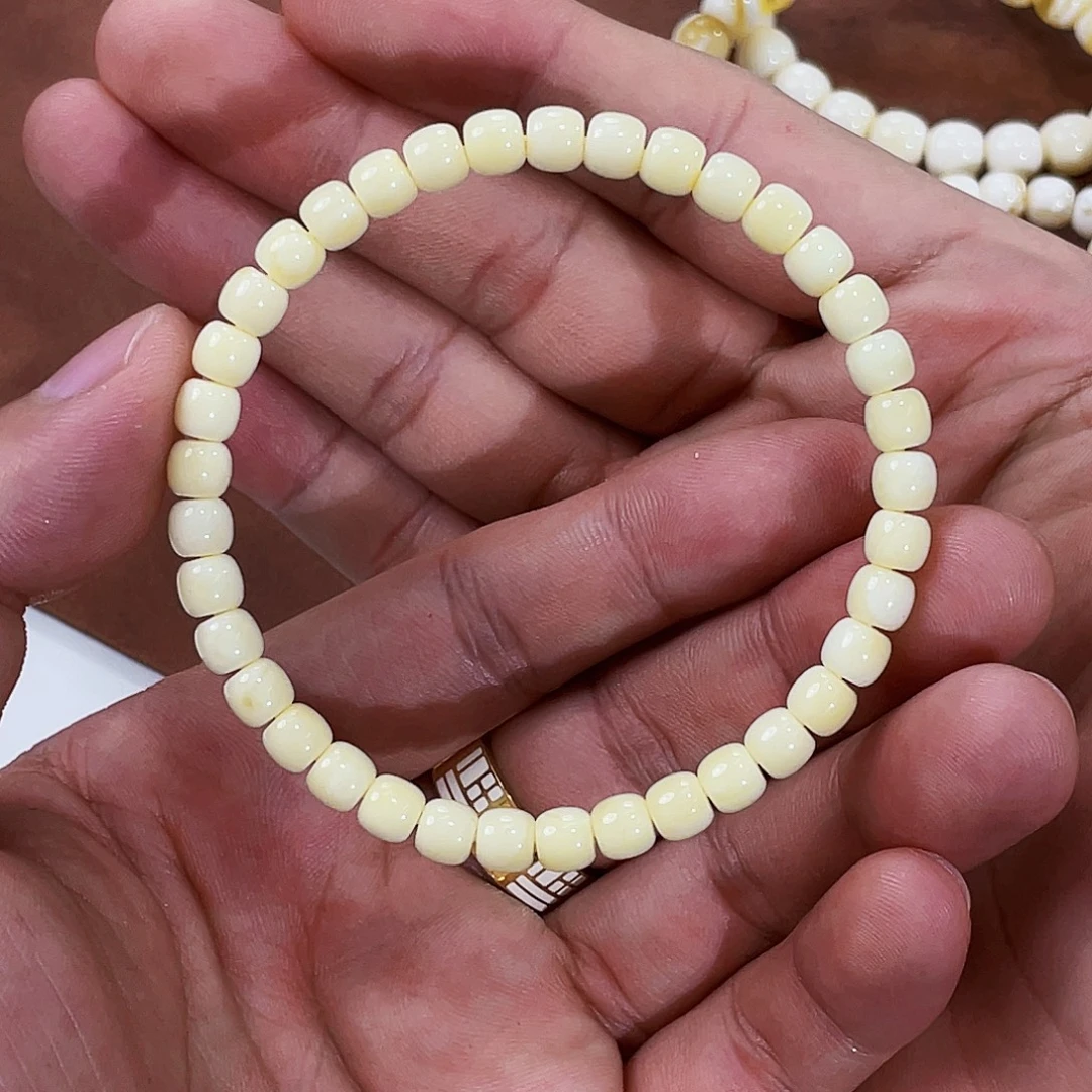 琥珀未镶嵌手链多样性发其一