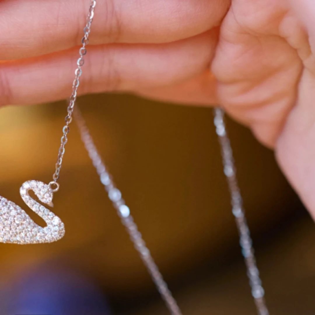 恒美娜 坠链均925银莫桑石 满镶天鹅项链 气质轻奢时尚经典百搭