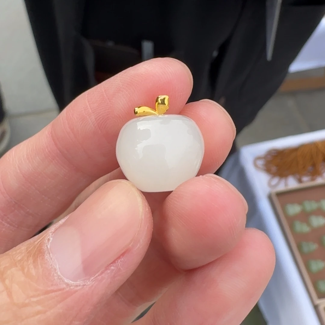 和田玉18K金镶嵌颈饰1019云姐