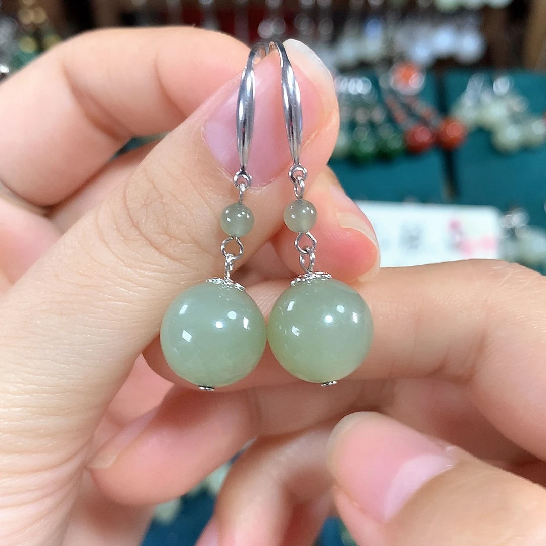 和田玉银S925镶嵌耳饰天然卡12mm左右晴水