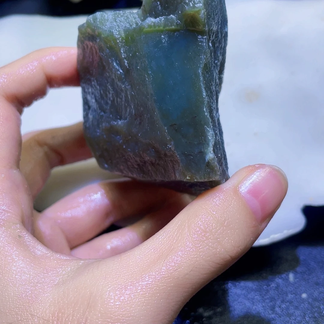 和田玉未镶嵌珠宝半成品