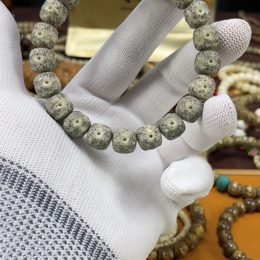 【闪购商品】星月菩提吊坠绿冰糖无相三工