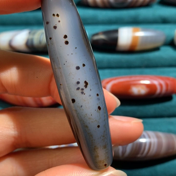 未镶嵌玛瑙/玉髓珠宝奇石