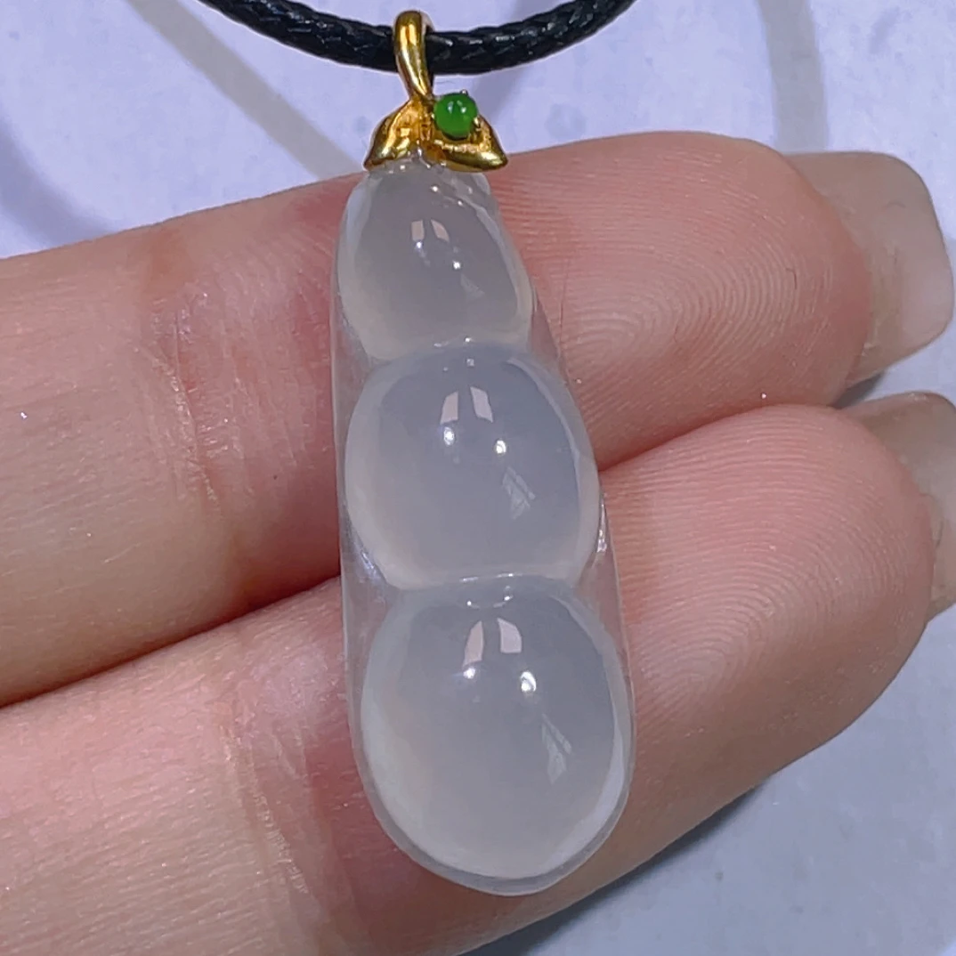 天然缅甸翡翠A货福豆晶莹剔透冰种精致轻奢气质吊坠多样性发货