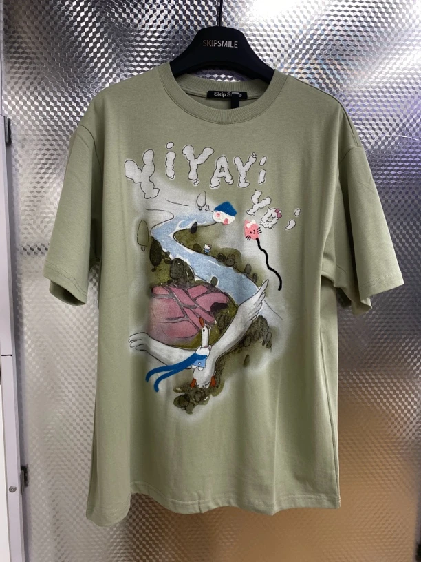 深圳南油TTONE绿色KT风筝大鹅重工刺绣河边小众设计短袖T恤