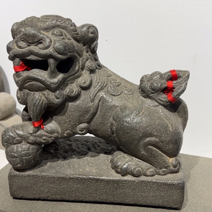 用***8石材瑞狮青石青石