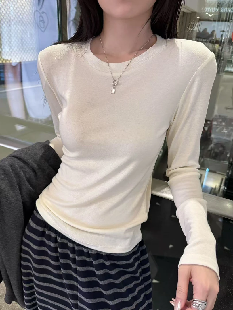 QIANRH-1512纯色系修身显瘦款秋冬针织打底衫