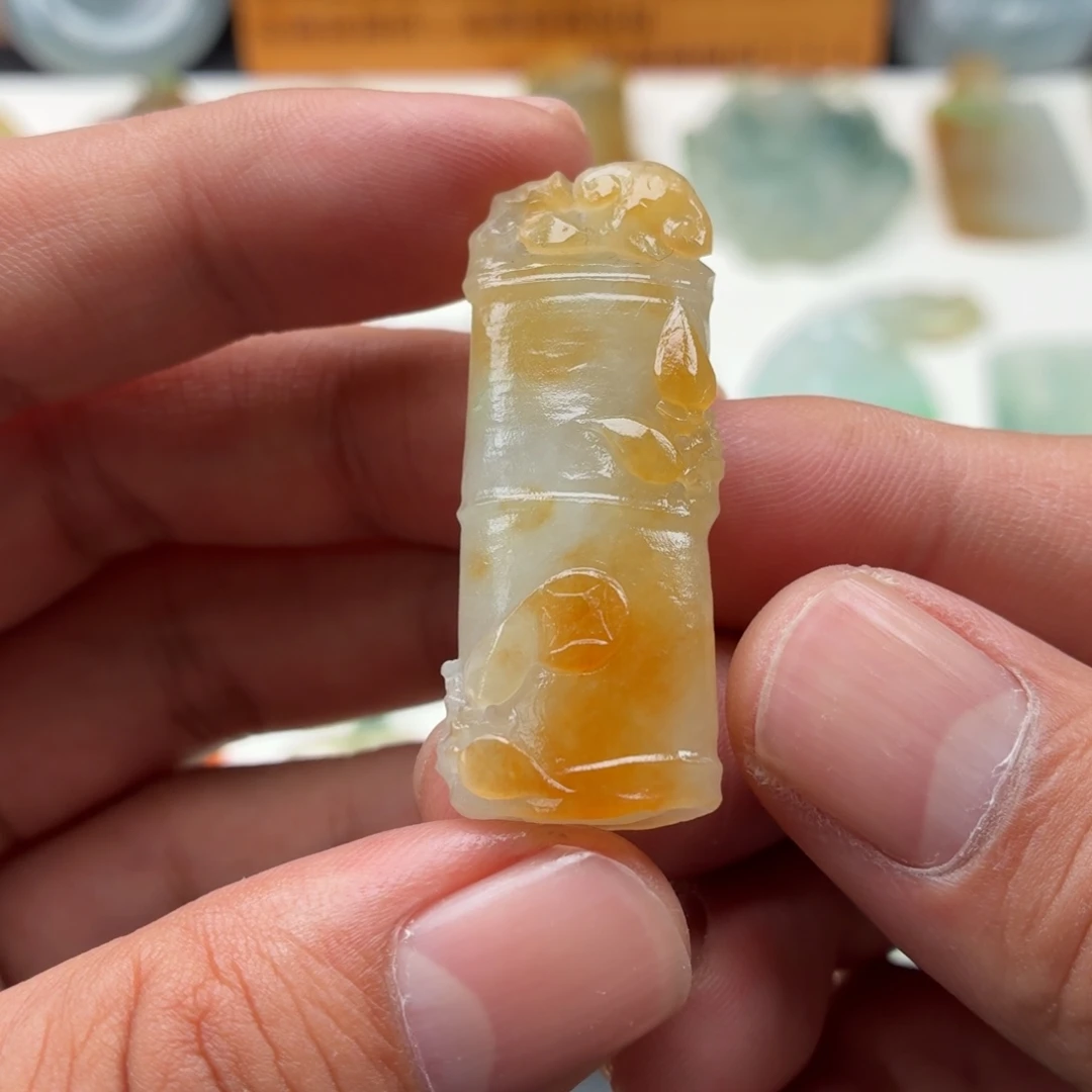 定制翡翠未镶嵌竹节