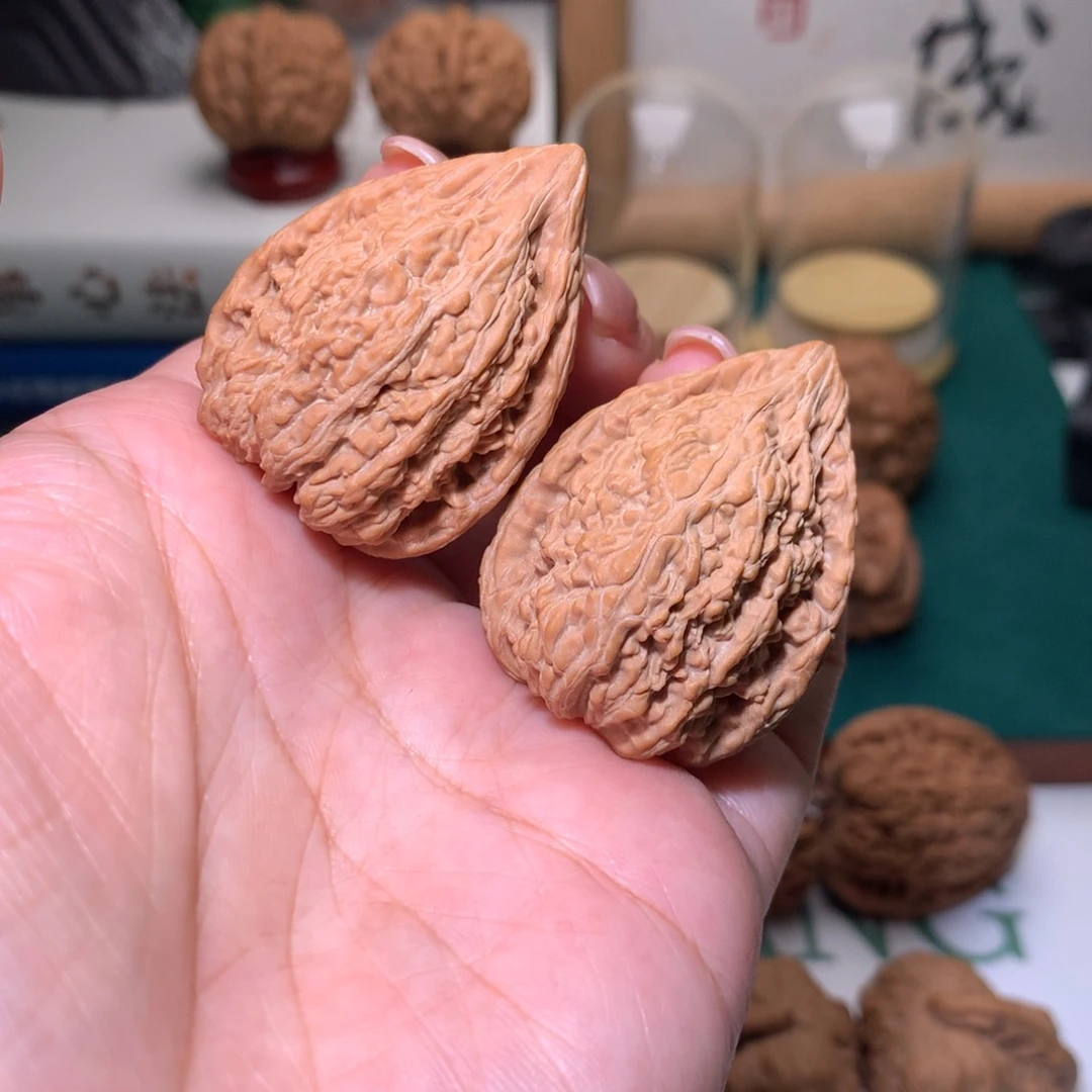 文玩核桃把件塔尖