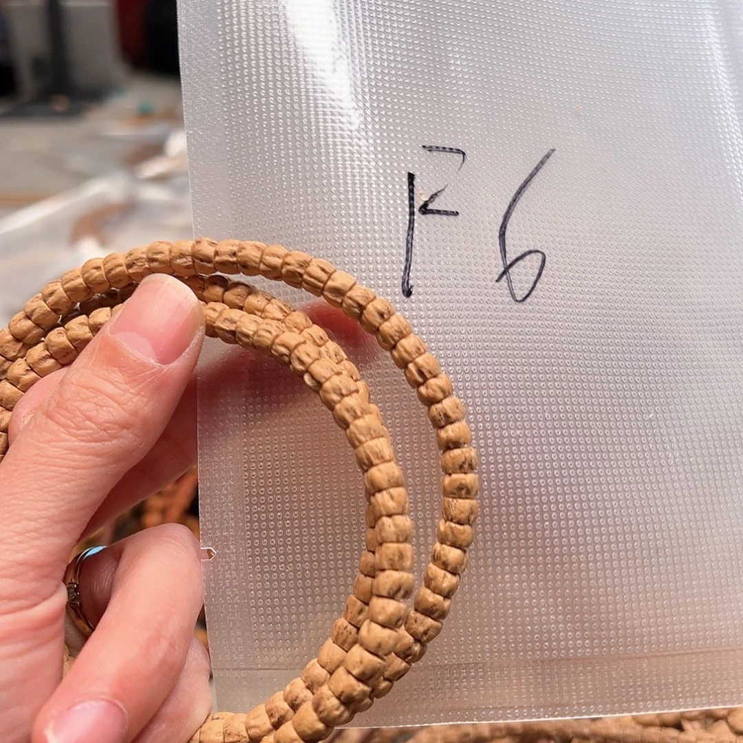 柏香籽/百香籽吊坠冀***鲁