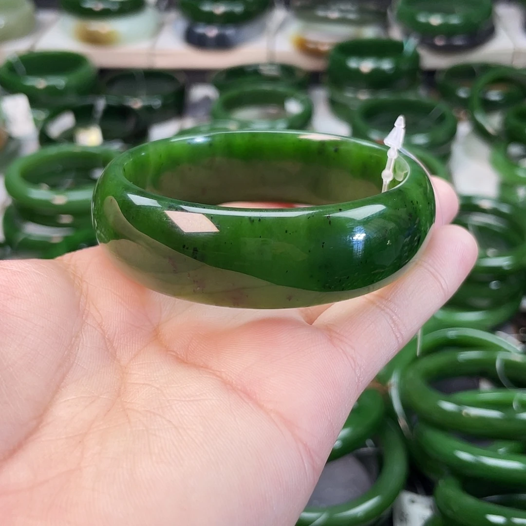 和田玉（碧玉）手镯未镶嵌