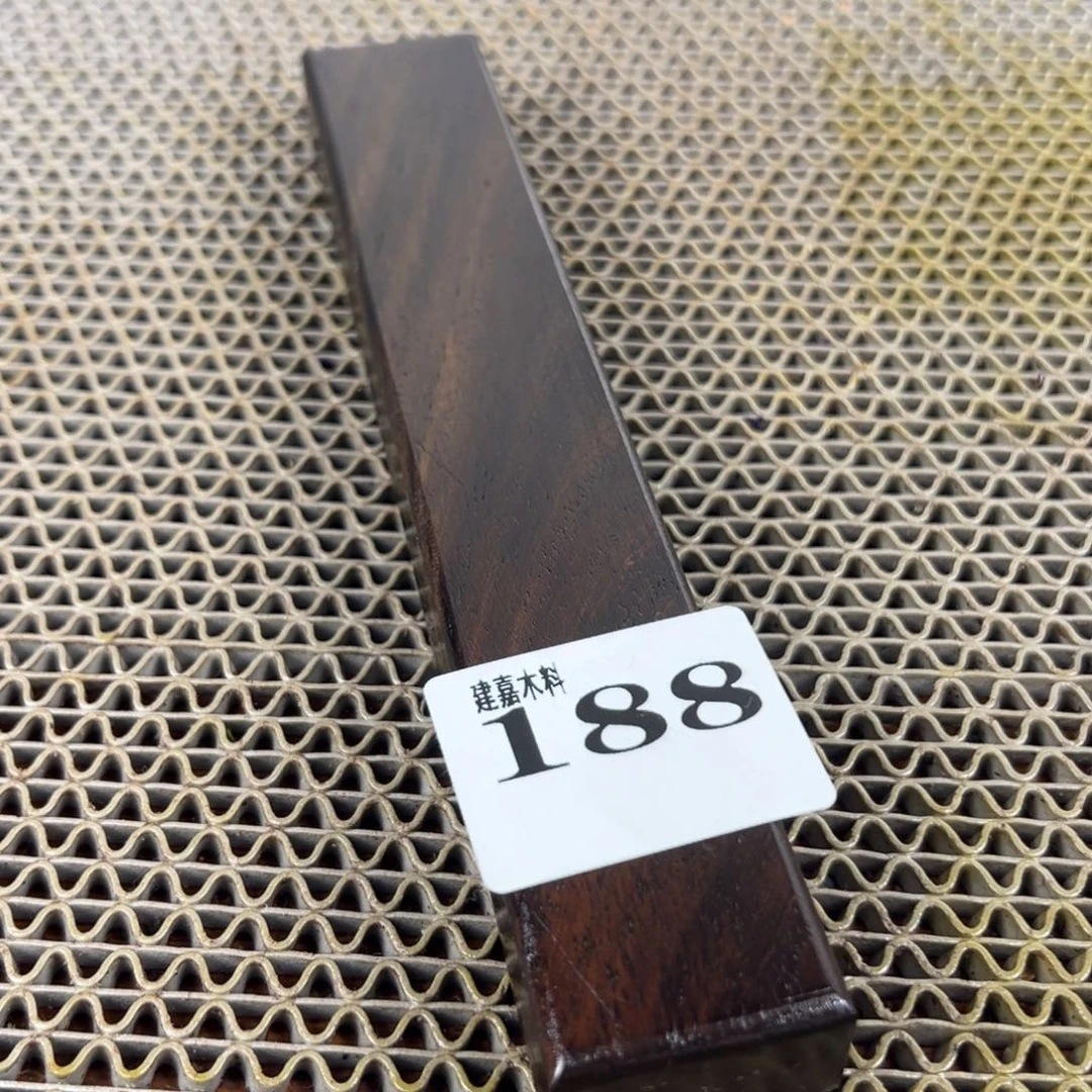 沐***言木木料一物一拍木料