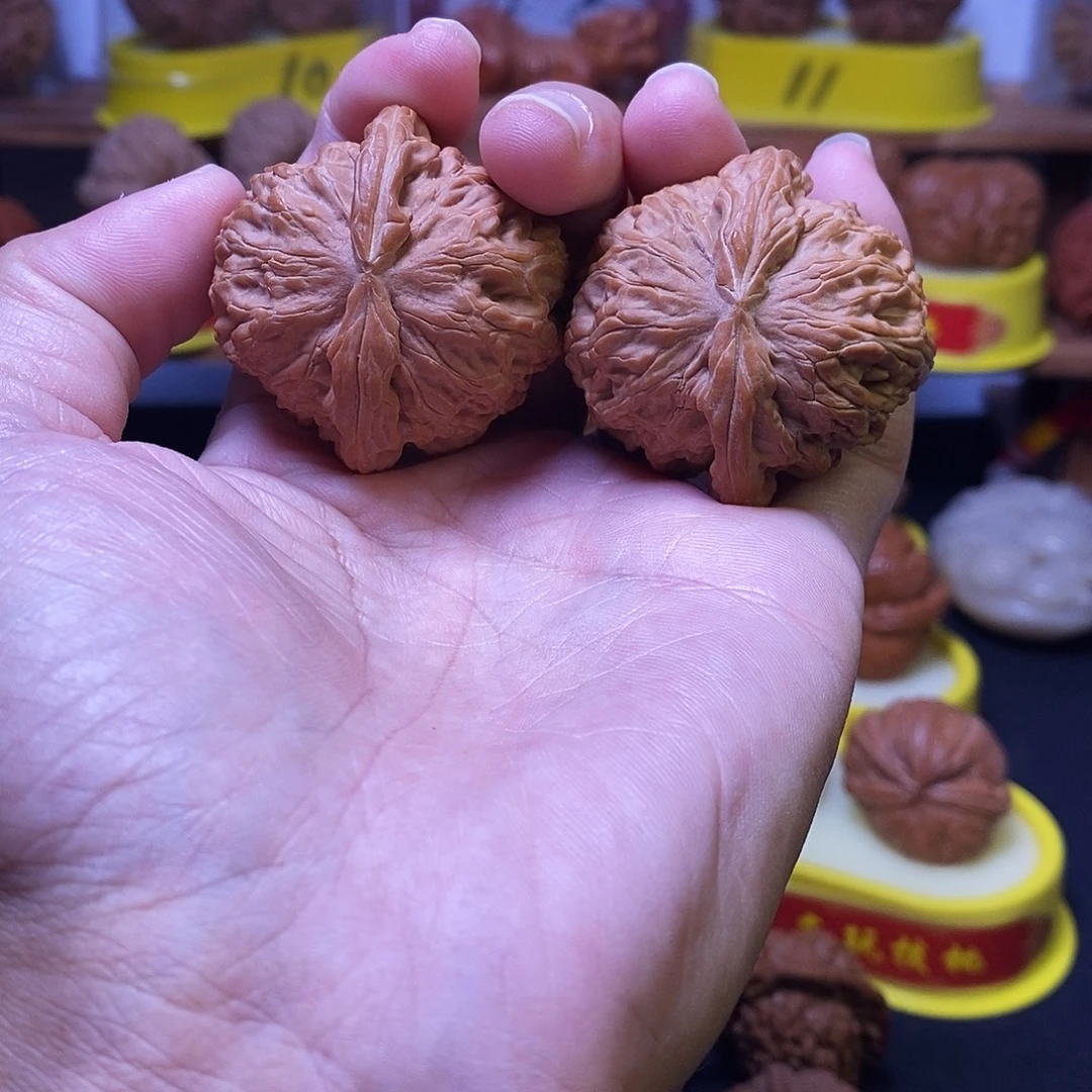 文玩核桃把件全品闷白