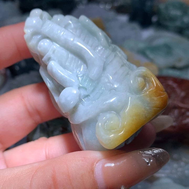 翡翠未镶嵌颈饰保真天然A货翡翠