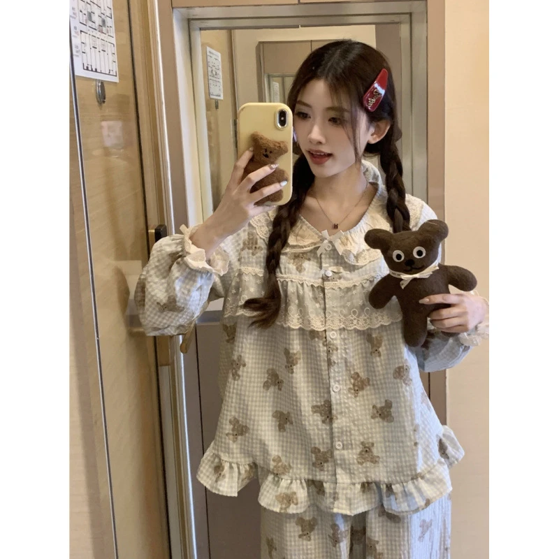 实拍娃娃小翻领可爱毛巾绒蕾丝花边拼接秋冬家居服睡衣长袖套装