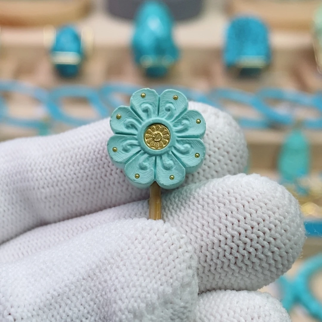 绿松石未镶嵌珠宝奇石