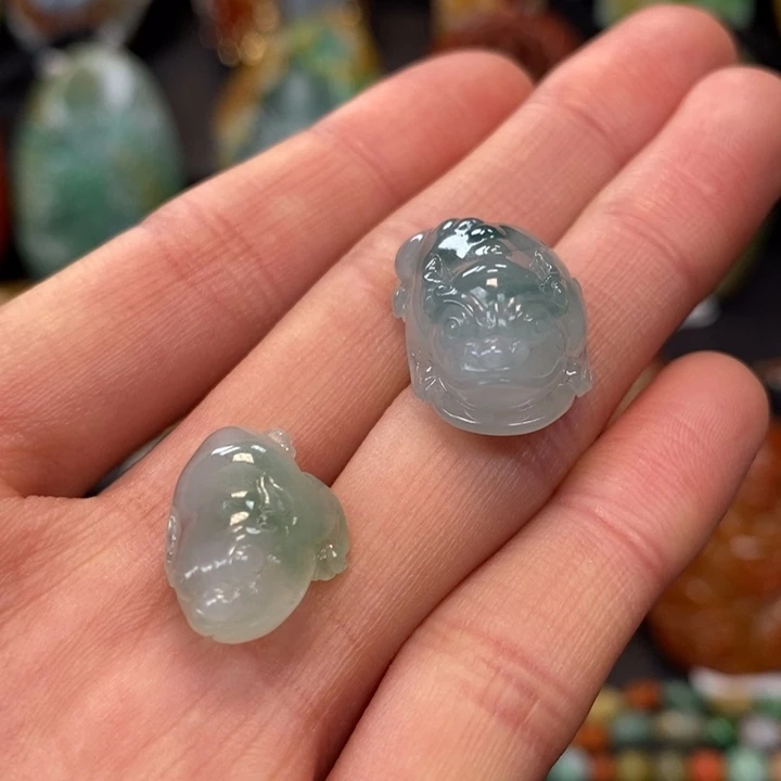 翡翠未镶嵌颈饰缅甸天然翡翠A货