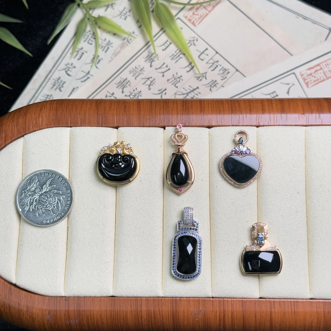 思懿珠宝   18K墨翠吊坠-5980-1-GJ-多样性发一