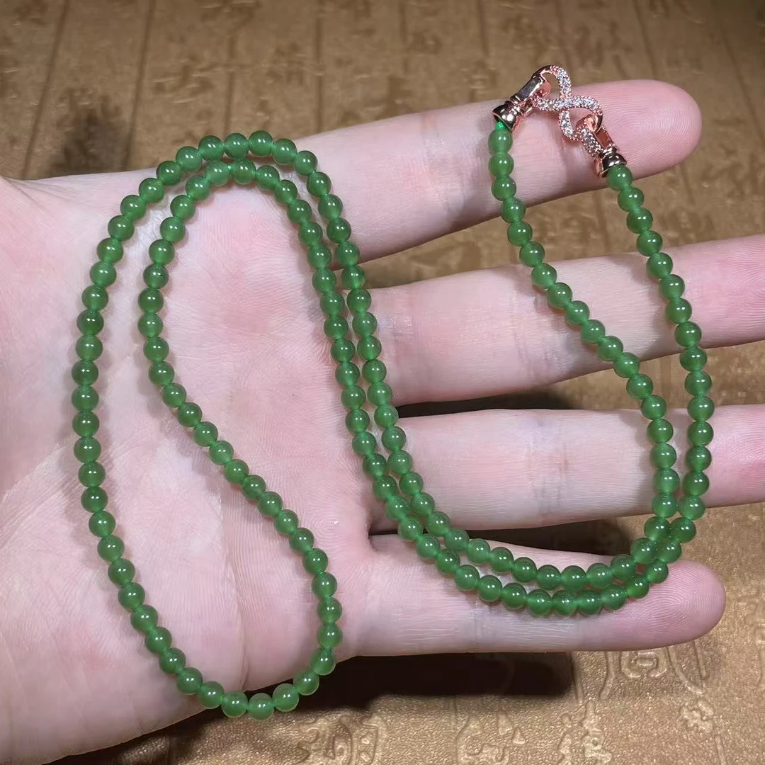 天然和田玉碧玉小米珠项链阳绿色系女士小众气质百搭款送妈妈礼物