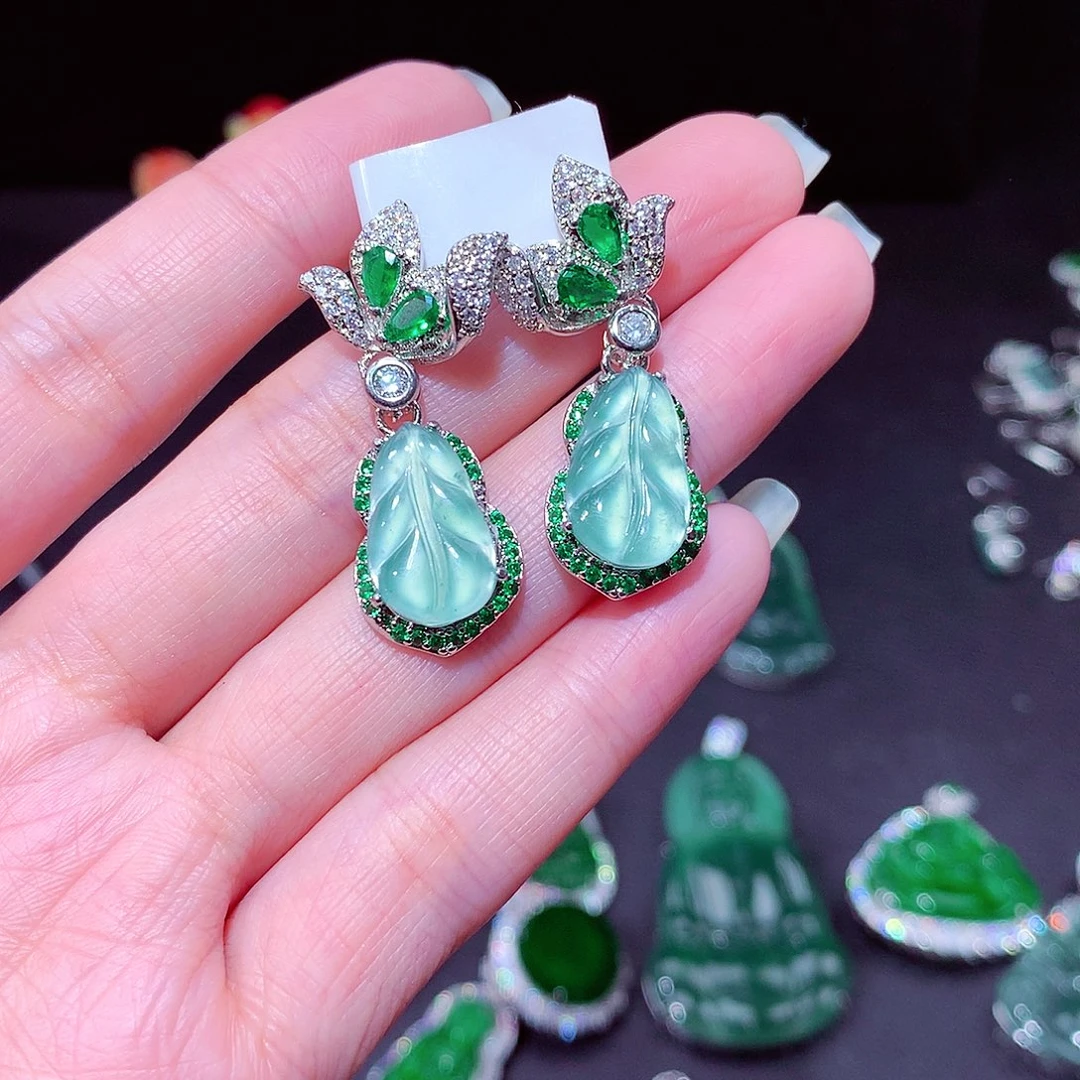 【闪购商品】翡翠吊坠(不含链)未镶嵌