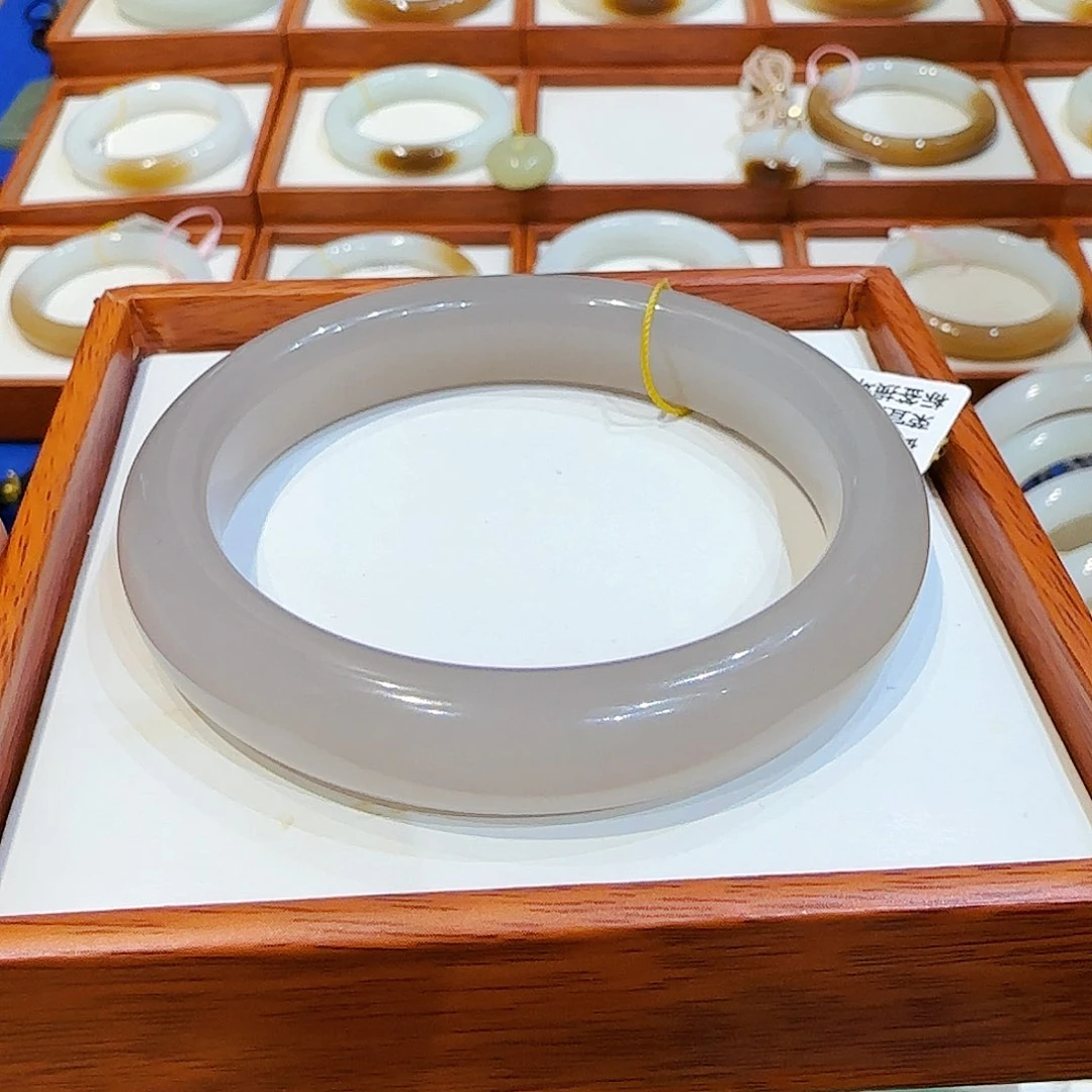 和田玉手镯未镶嵌ღ****࿐