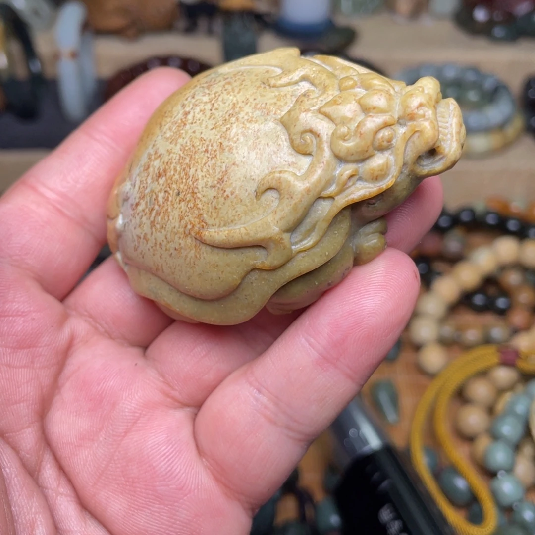 萤***焰岫岩河磨玉（透闪石质玉）未镶嵌颈饰龙龟