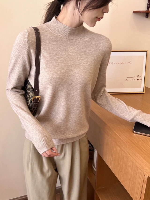 朱姐家半高领女士网红纯色百搭毛衣时尚内搭