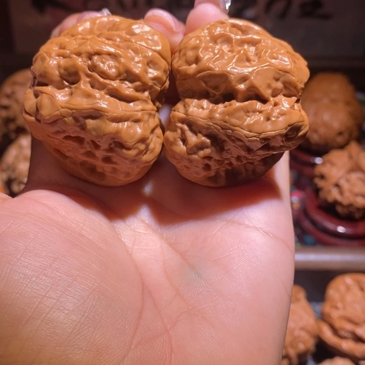 文玩核桃吊坠43蛤蟆头