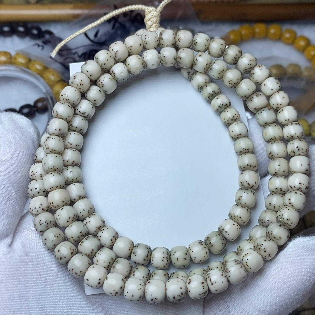 星月菩提手串76瓷白大留白