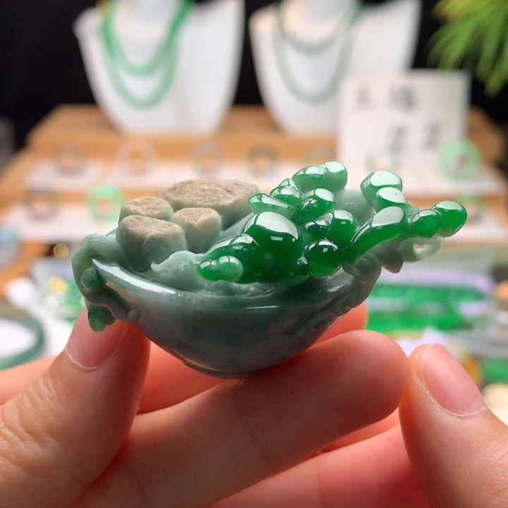 翡翠未镶嵌摆件天然缅甸A货翡翠