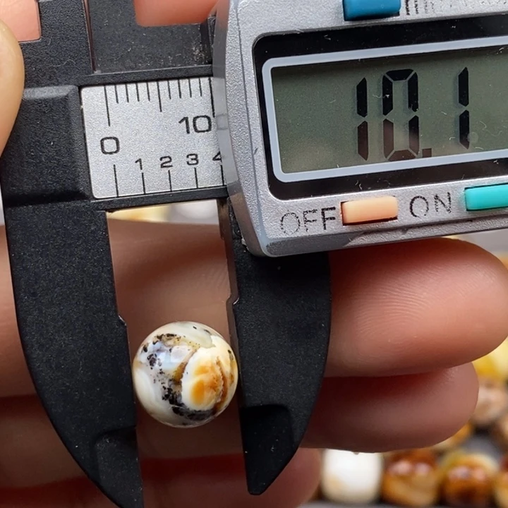 未镶嵌琥珀戒指圆珠