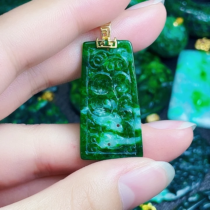 翡翠银S925镶嵌颈饰多样性