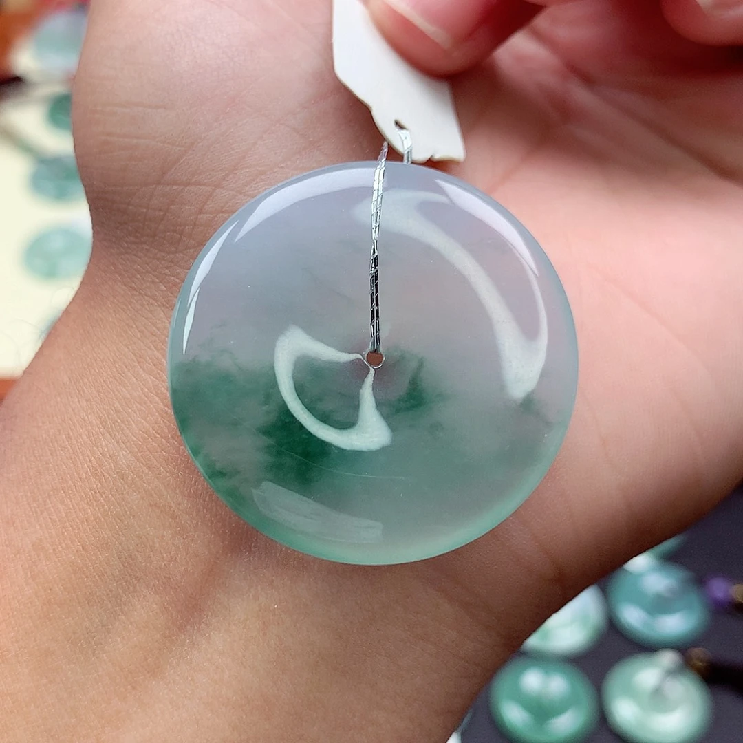 翡翠未镶嵌颈饰70 尺寸35.4-5.6