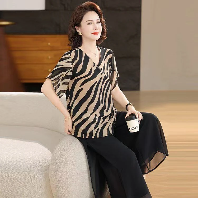 2025新款洋气中老年女装时尚两件套洋气妈妈夏季上衣服套装