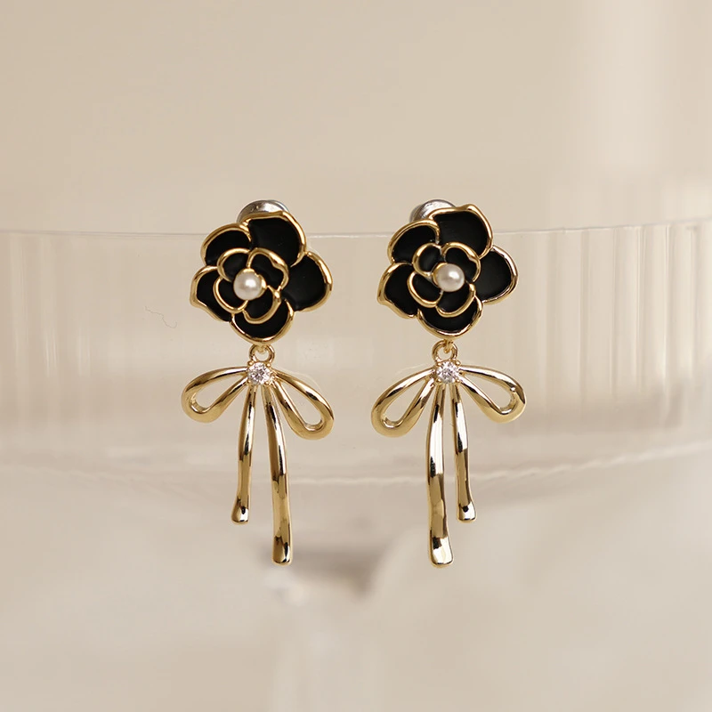 【146】复古珍珠耳环女轻奢高级感气质耳钉ins小众网红风耳饰批发