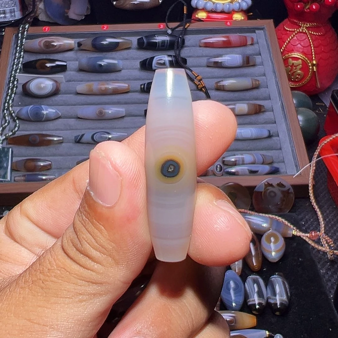 玛瑙/玉髓颈饰未镶嵌跟****羊