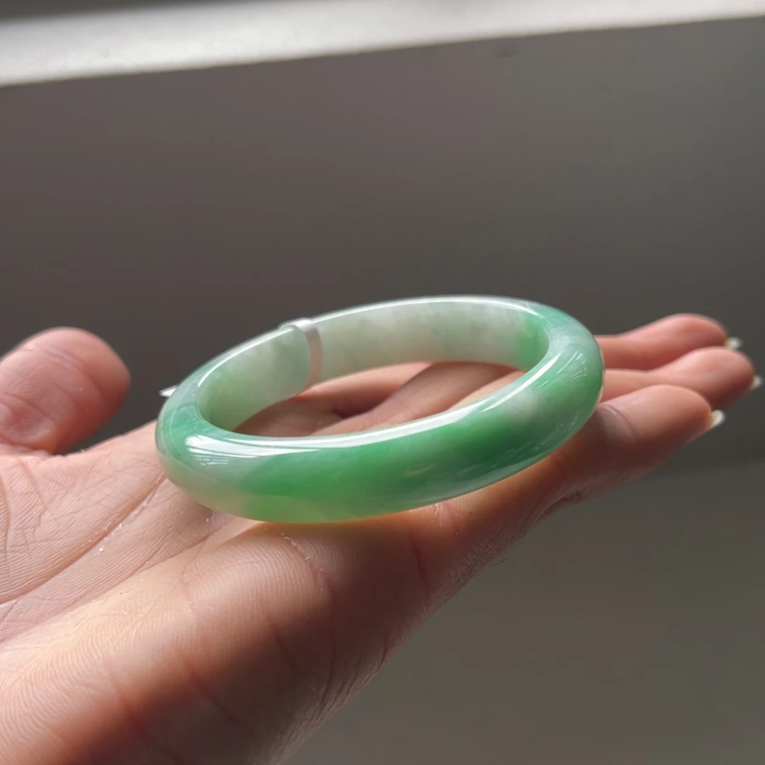 翡翠未镶嵌手镯50.7圈三天鉴赏期