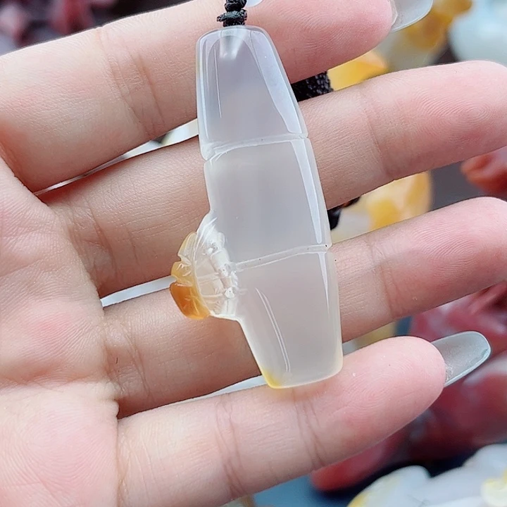 恒***仔玛瑙未镶嵌手饰吊坠